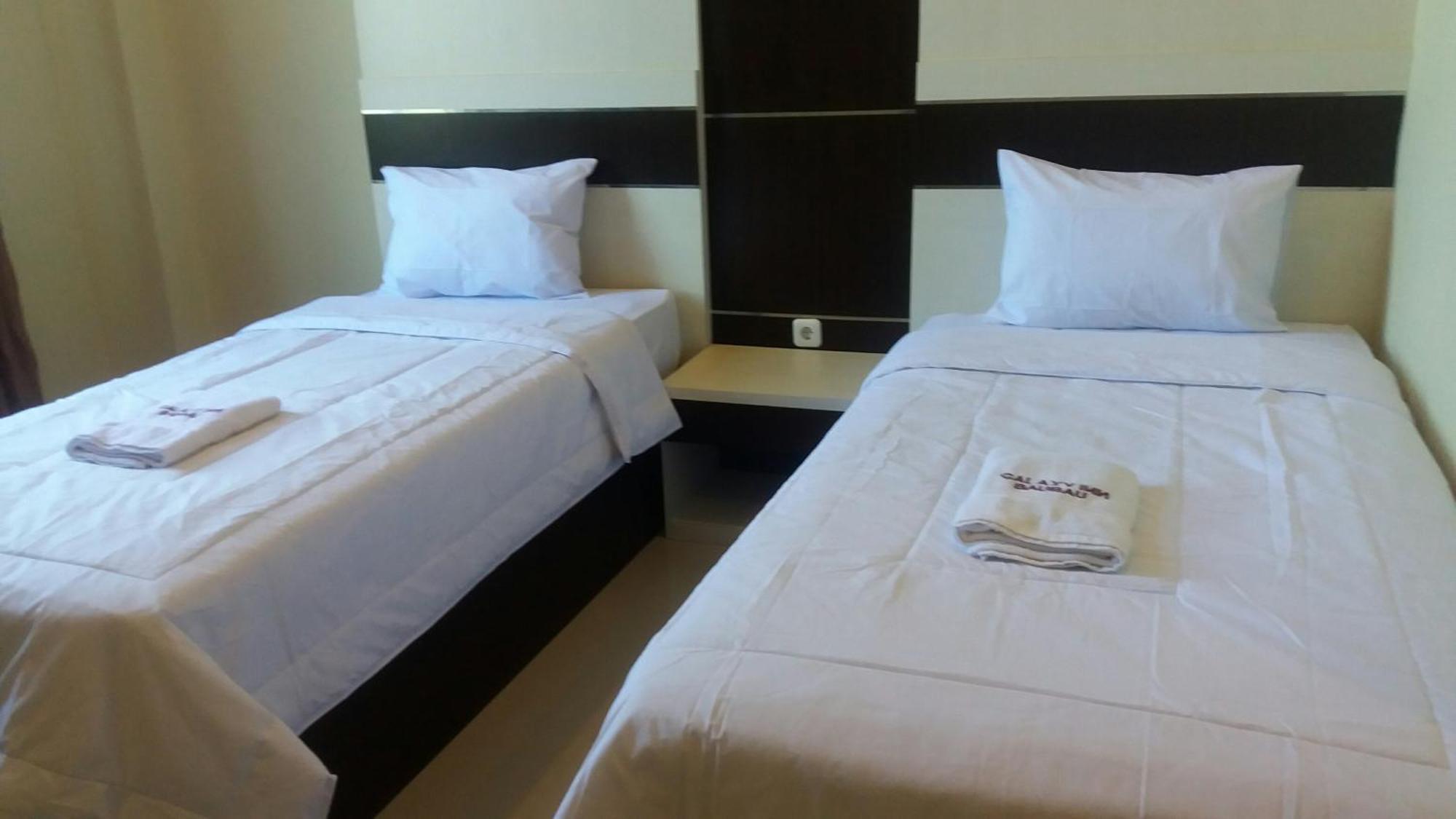 Galaxy Inn Baubau Екстер'єр фото